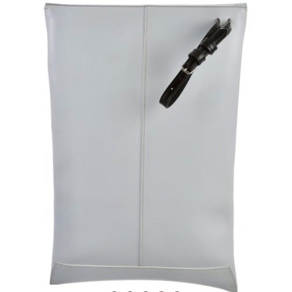 RARE No.21 Oversized Clutch 2019 Collection! - Picture 4 of 5